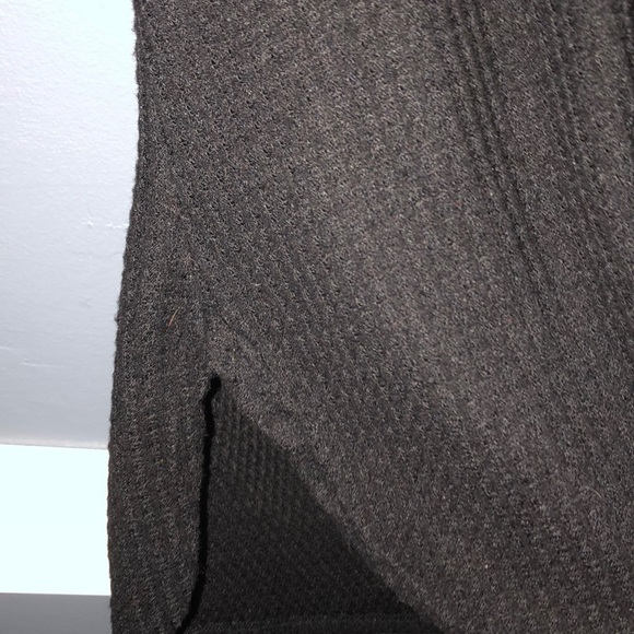 sweater - Picture 2 of 3